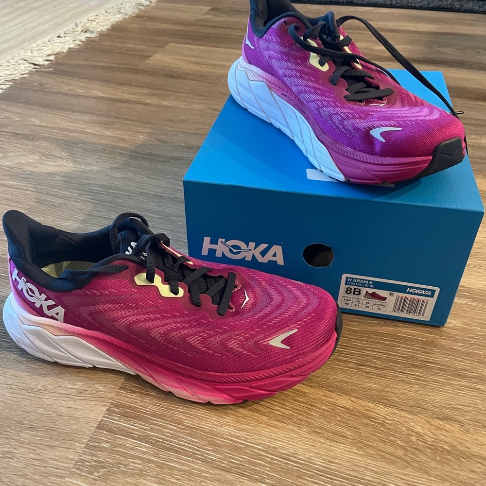 Hoka Arahi 6